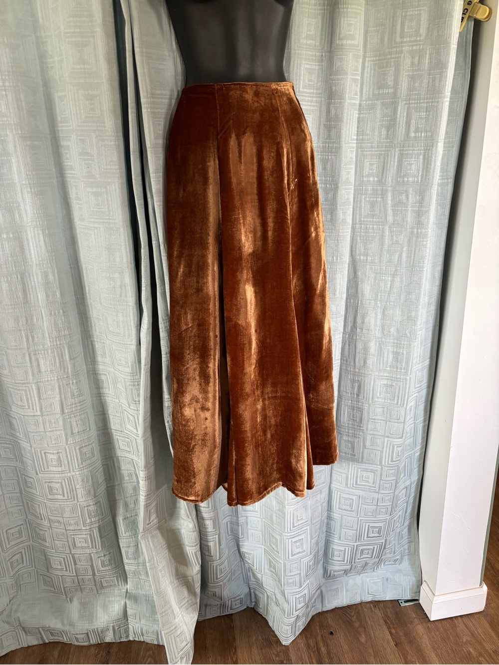 Sundance Copper velvet maxi skirt Sz Sm 6 - Picture 7 of 9